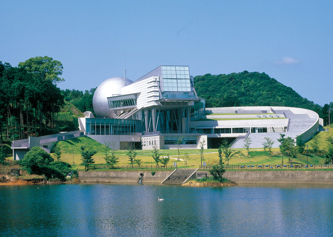TAKEO LIFE - 武雄市移住支援 子育て応援特設サイト 佐賀県立宇宙科学館 ゆめぎんが：「地球・宇宙・佐賀」をテーマにした科学のテーマパーク